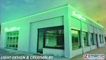 Architekturbeleuchtung im grünen Farblicht